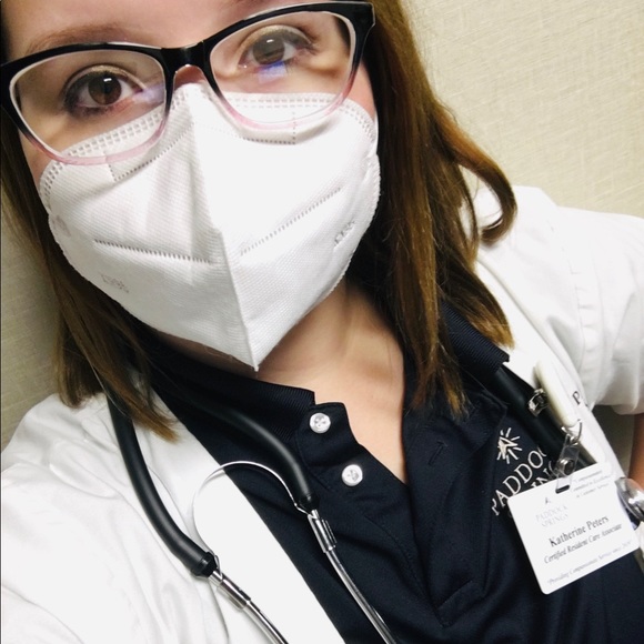 Meet your Posher, Kate - Picture 6 of 6